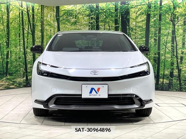 Toyota PRIUS 2025-10 8277217-13