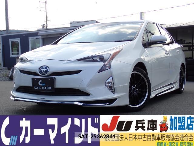 Toyota PRIUS 2017-02 8277696-0
