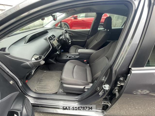 Toyota PRIUS 2021-02 8277806-18