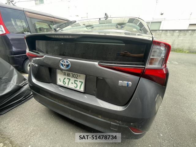 Toyota PRIUS 2021-02 8277806-6