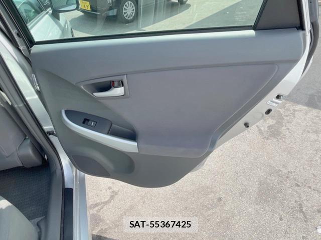 Toyota PRIUS 2010-05 8277820-5