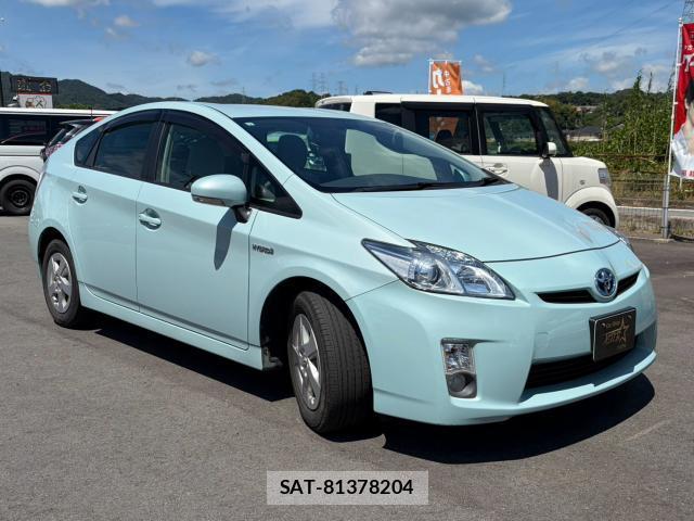 Toyota PRIUS 2009-05 8277965-11
