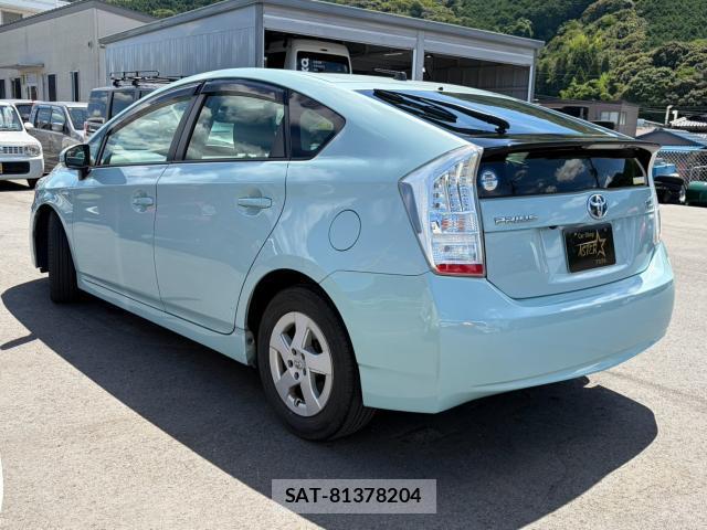Toyota PRIUS 2009-05 8277965-14