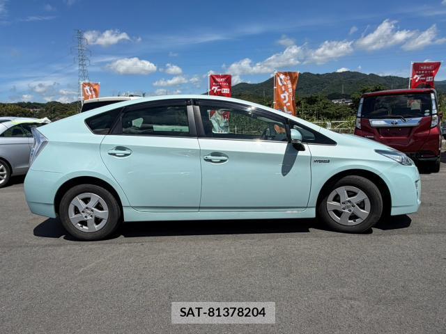 Toyota PRIUS 2009-05 8277965-3