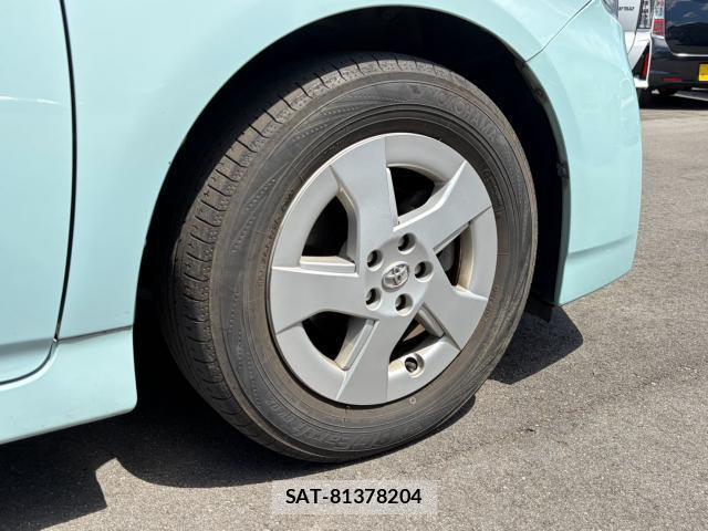 Toyota PRIUS 2009-05 8277965-8