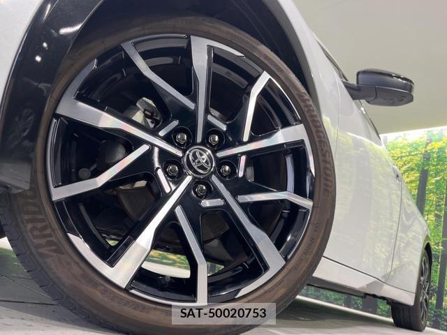 Toyota PRIUS 2023-09 8278080-12