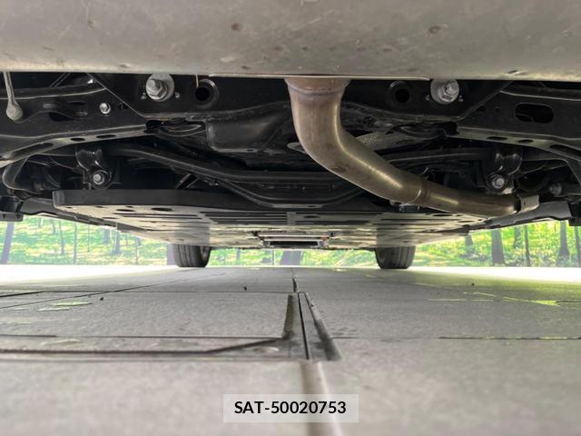 Toyota PRIUS 2023-09 8278080-18