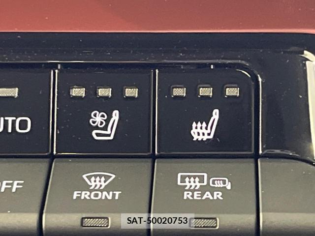 Toyota PRIUS 2023-09 8278080-6