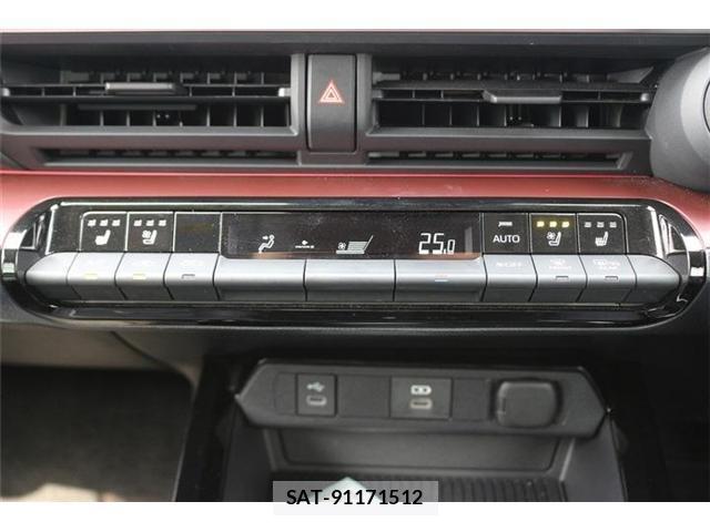 Toyota PRIUS 2023-10 8278098-6