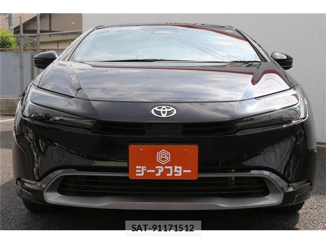 Toyota PRIUS 2023-10 8278098-7