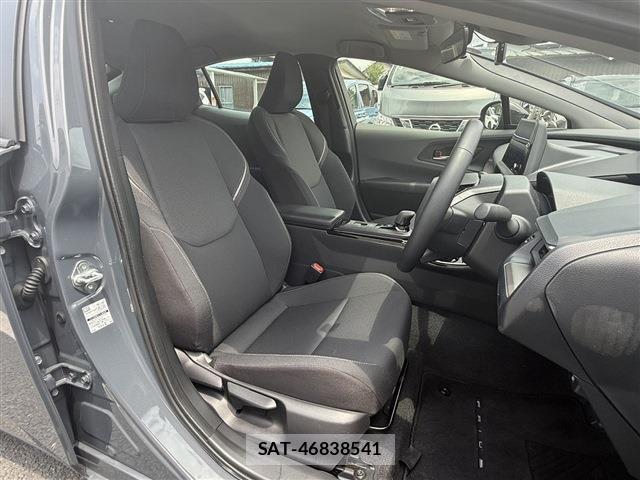 Toyota PRIUS 2025-01 8278100-14