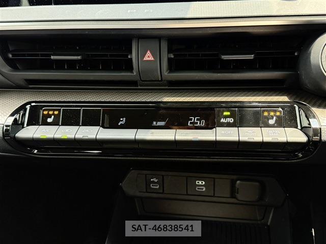 Toyota PRIUS 2025-01 8278100-5