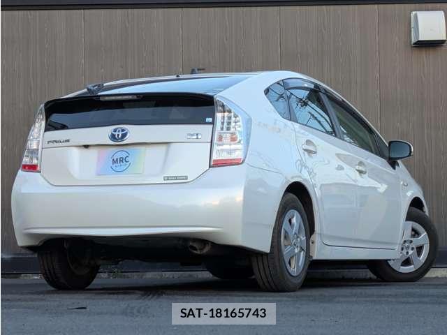 Toyota PRIUS 2010-05 8278134-1