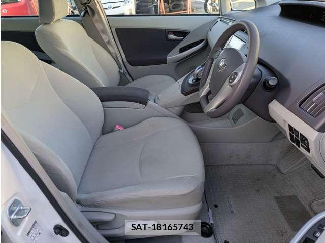 Toyota PRIUS 2010-05 8278134-10