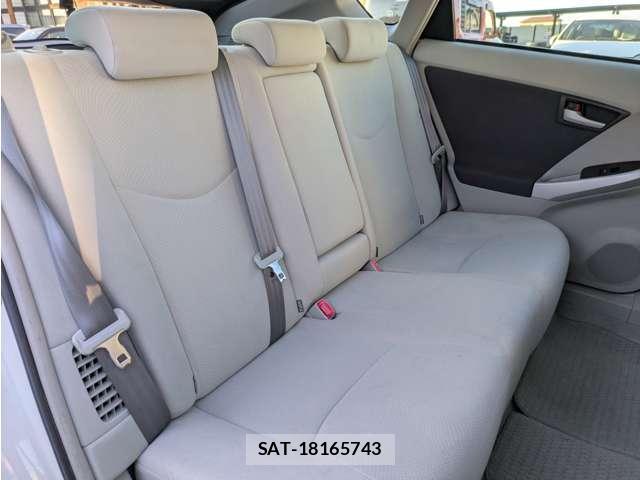 Toyota PRIUS 2010-05 8278134-12