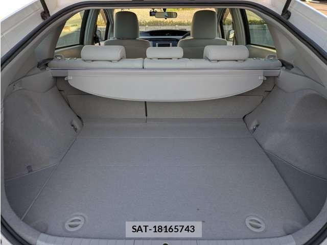 Toyota PRIUS 2010-05 8278134-14