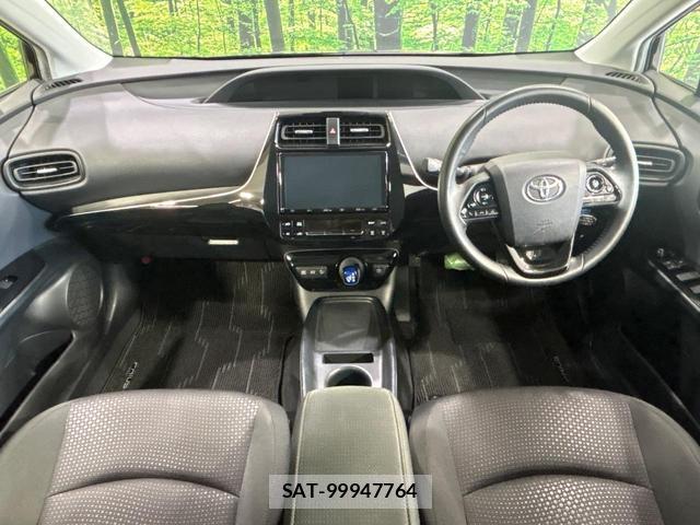 Toyota PRIUS 2019-03 8278154-1