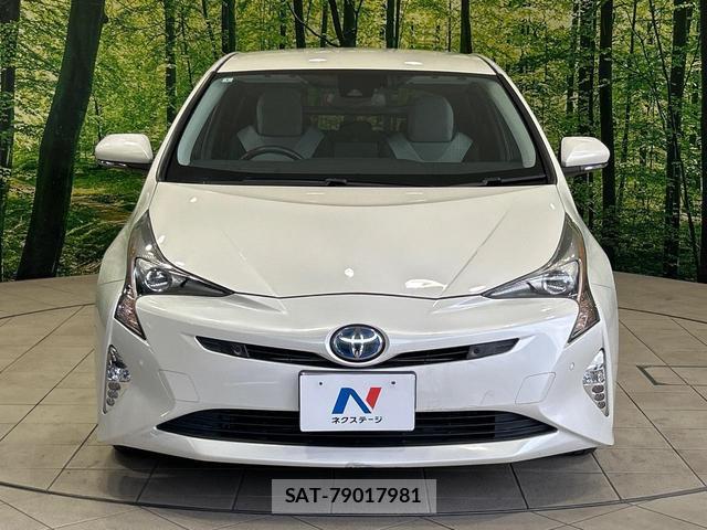 Toyota PRIUS 2016-01 8278161-13