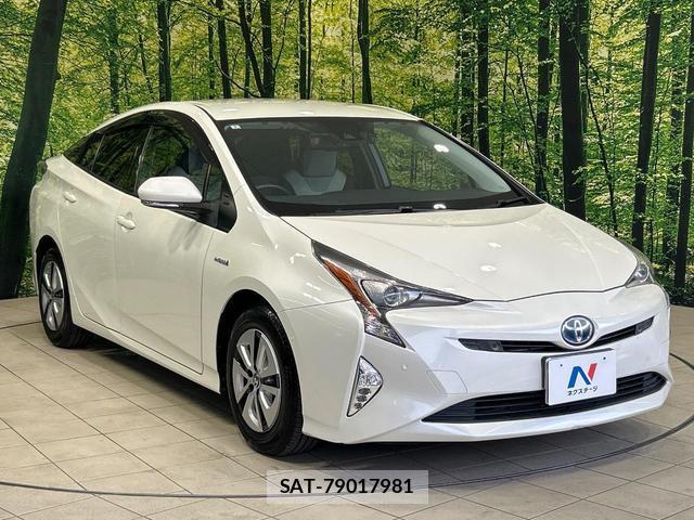 Toyota PRIUS 2016-01 8278161-15