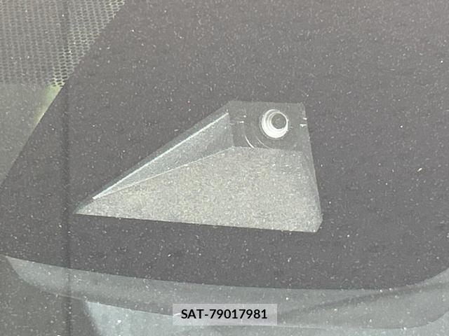 Toyota PRIUS 2016-01 8278161-2