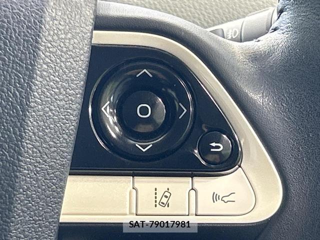 Toyota PRIUS 2016-01 8278161-5