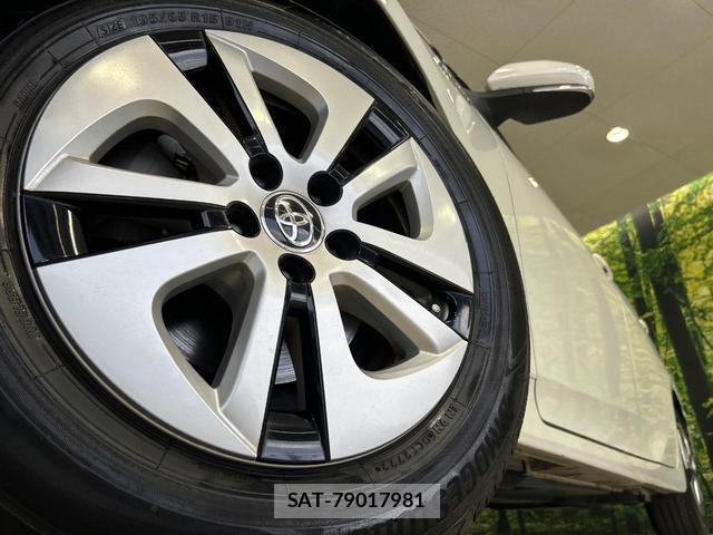 Toyota PRIUS 2016-01 8278161-9