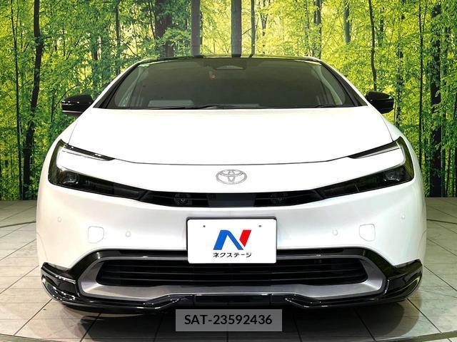 Toyota PRIUS 2023-09 8278784-13