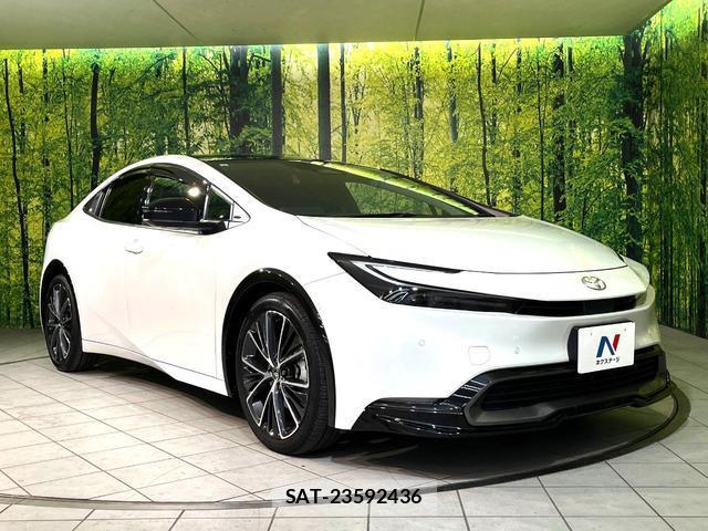 Toyota PRIUS 2023-09 8278784-15