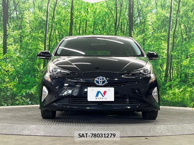Toyota PRIUS 2016-04 8278794-13