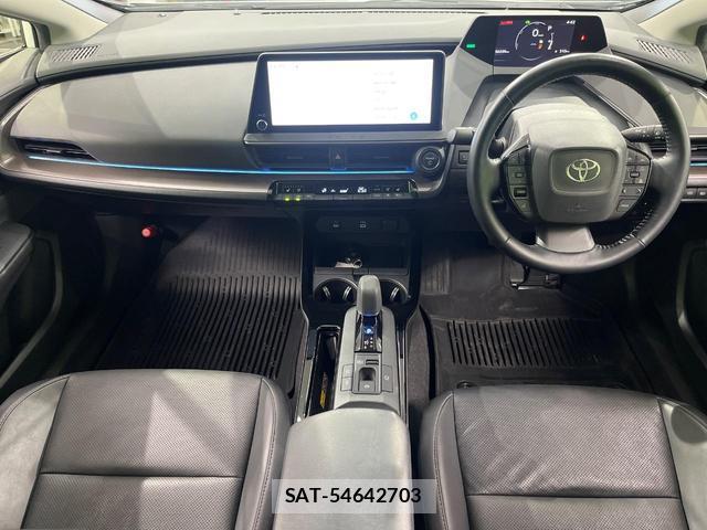 Toyota PRIUS 2023-05 8278805-1