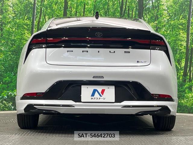 Toyota PRIUS 2023-05 8278805-14