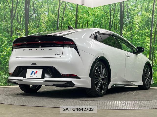Toyota PRIUS 2023-05 8278805-16