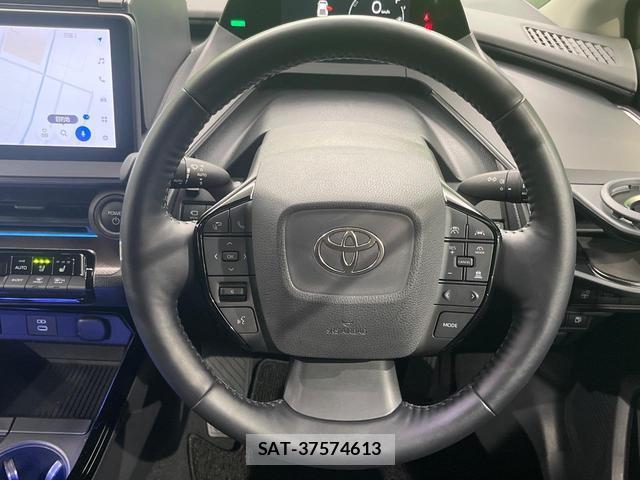 Toyota PRIUS 2023-12 8278806-10