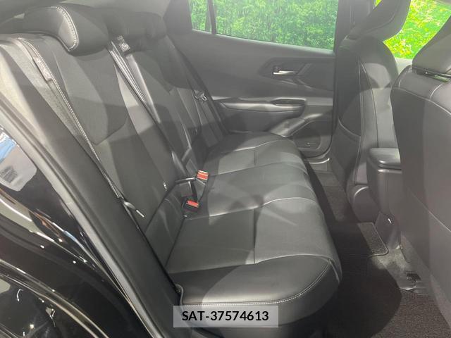 Toyota PRIUS 2023-12 8278806-8
