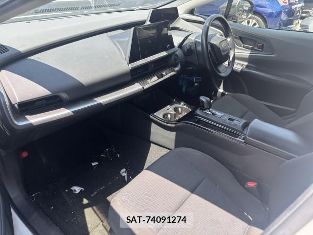 Toyota PRIUS 2023-06 8278989-2