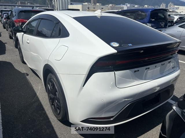 Toyota PRIUS 2023-06 8278989-3