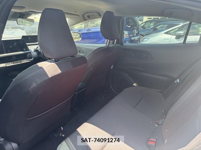 Toyota PRIUS 2023-06 8278989-5