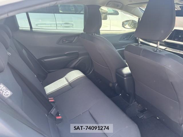 Toyota PRIUS 2023-06 8278989-6