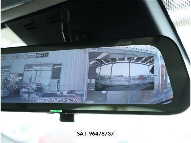 Toyota PRIUS 2024-02 8279060-4