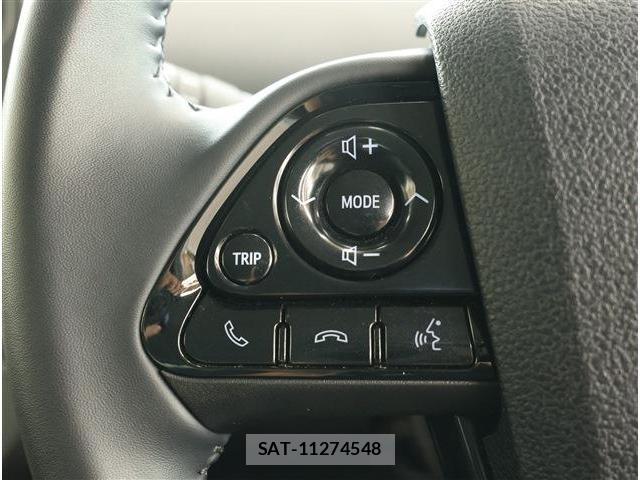 Toyota PRIUS 2021-11 8279064-13