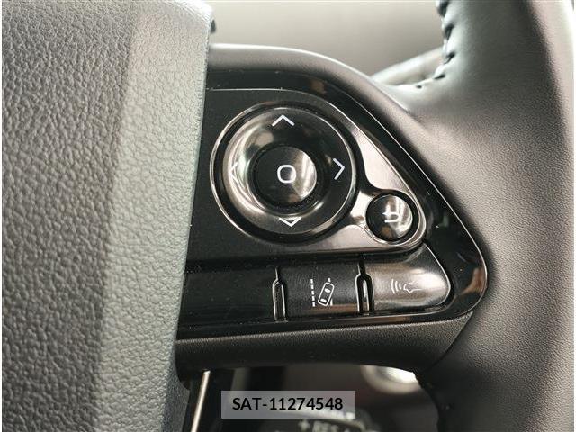 Toyota PRIUS 2021-11 8279064-14