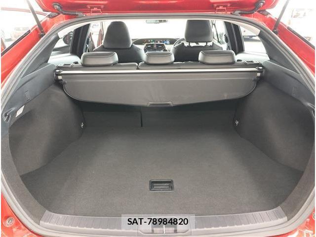 Toyota PRIUS 2018-03 8279065-19
