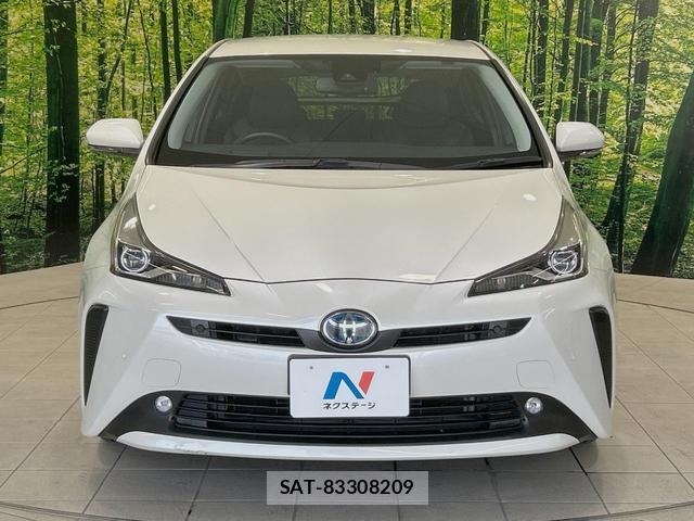 Toyota PRIUS 2019-04 8279118-13