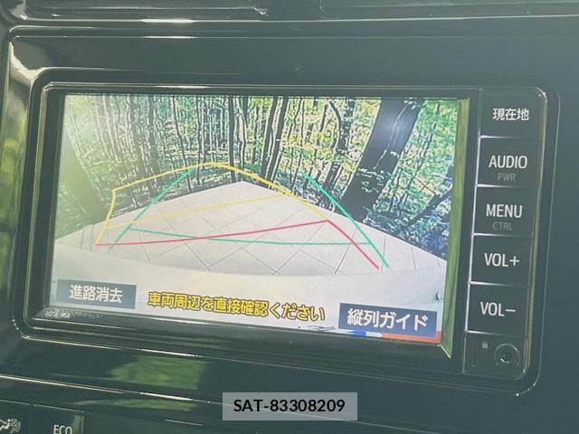 Toyota PRIUS 2019-04 8279118-3