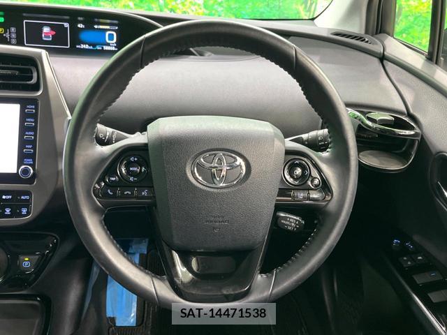 Toyota PRIUS 2022-09 8279164-12