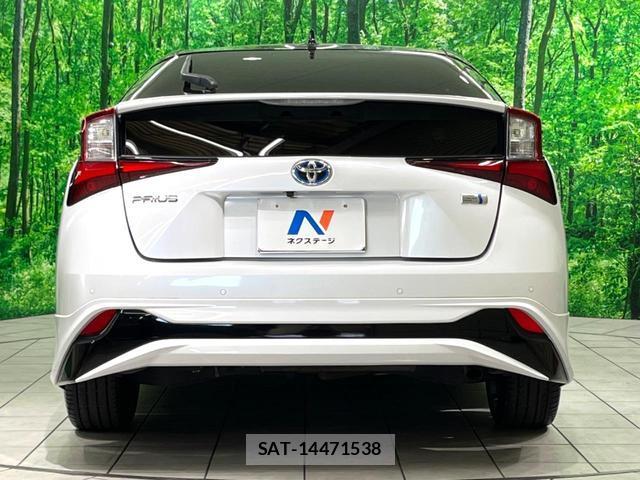 Toyota PRIUS 2022-09 8279164-16