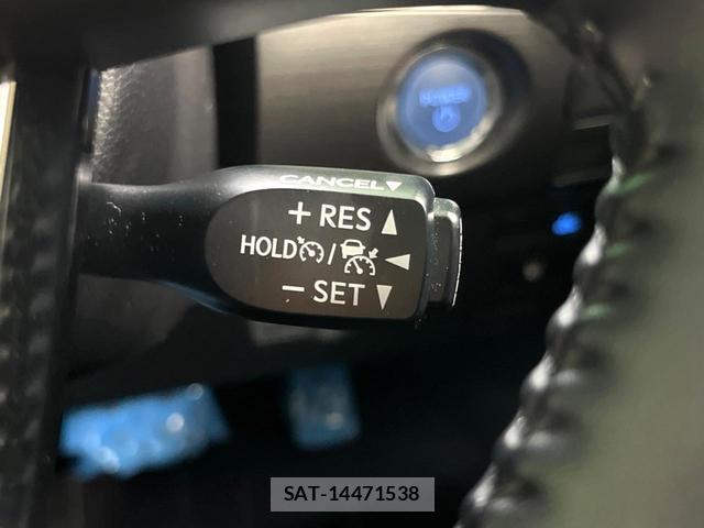 Toyota PRIUS 2022-09 8279164-5