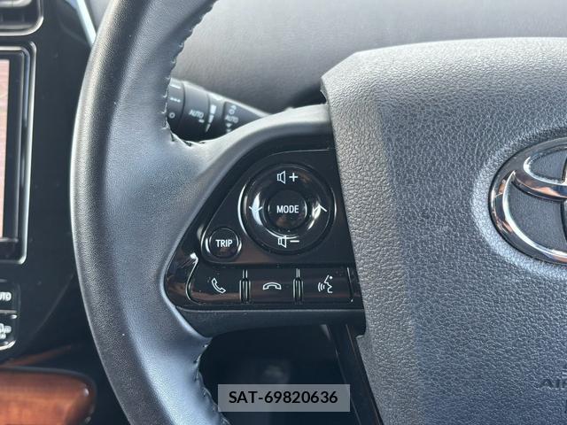 Toyota PRIUS 2019-06 8279181-15
