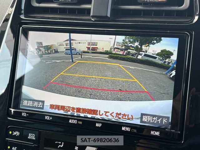 Toyota PRIUS 2019-06 8279181-4
