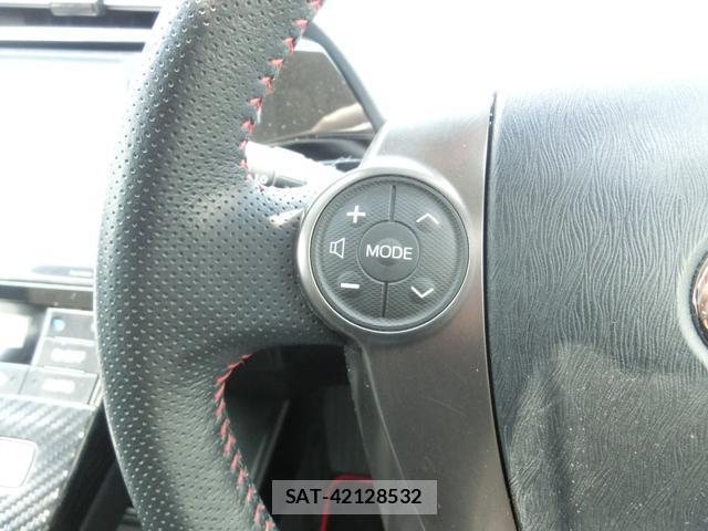Toyota PRIUS 2014-11 8279255-19